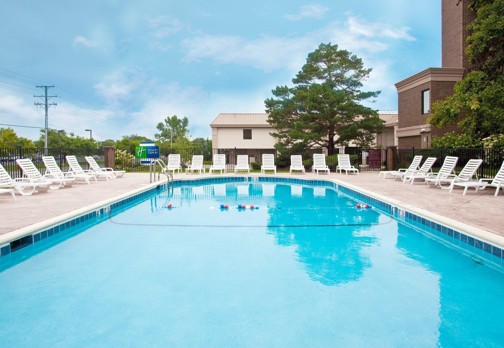 Express Schaumburg-rolling Meadows By Ihg Hotel Rolling Meadows