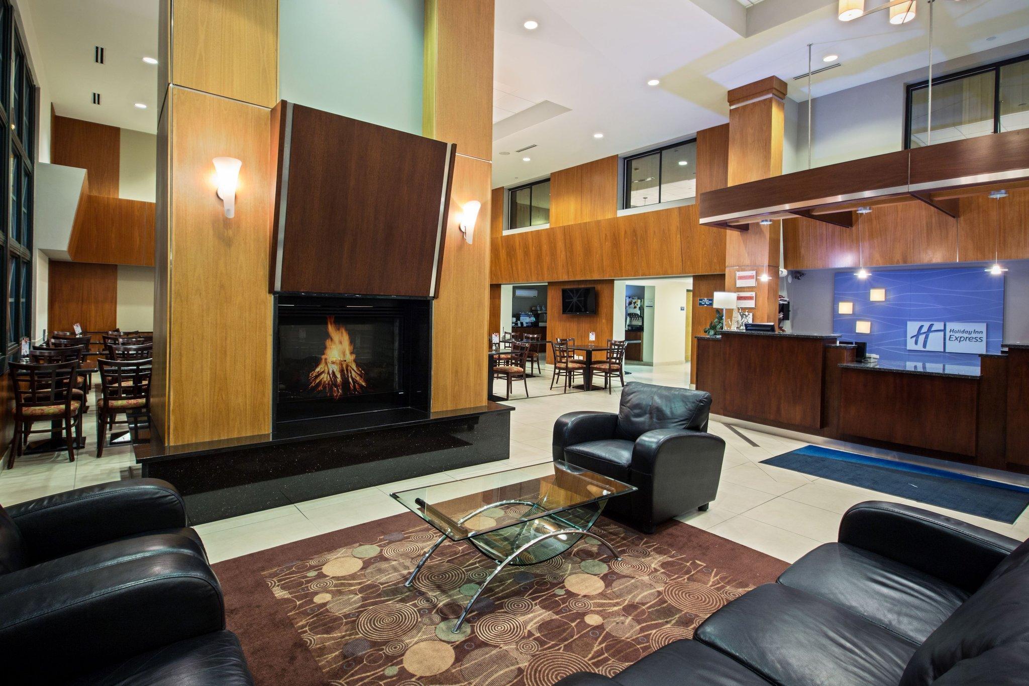 Express Schaumburg-rolling Meadows By Ihg Rolling Meadows